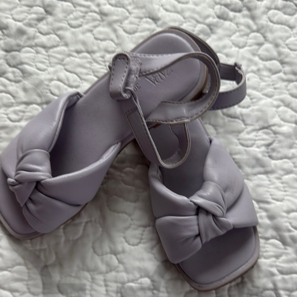 Zara Lilac Knotted Sandals - Picture 2 of 5